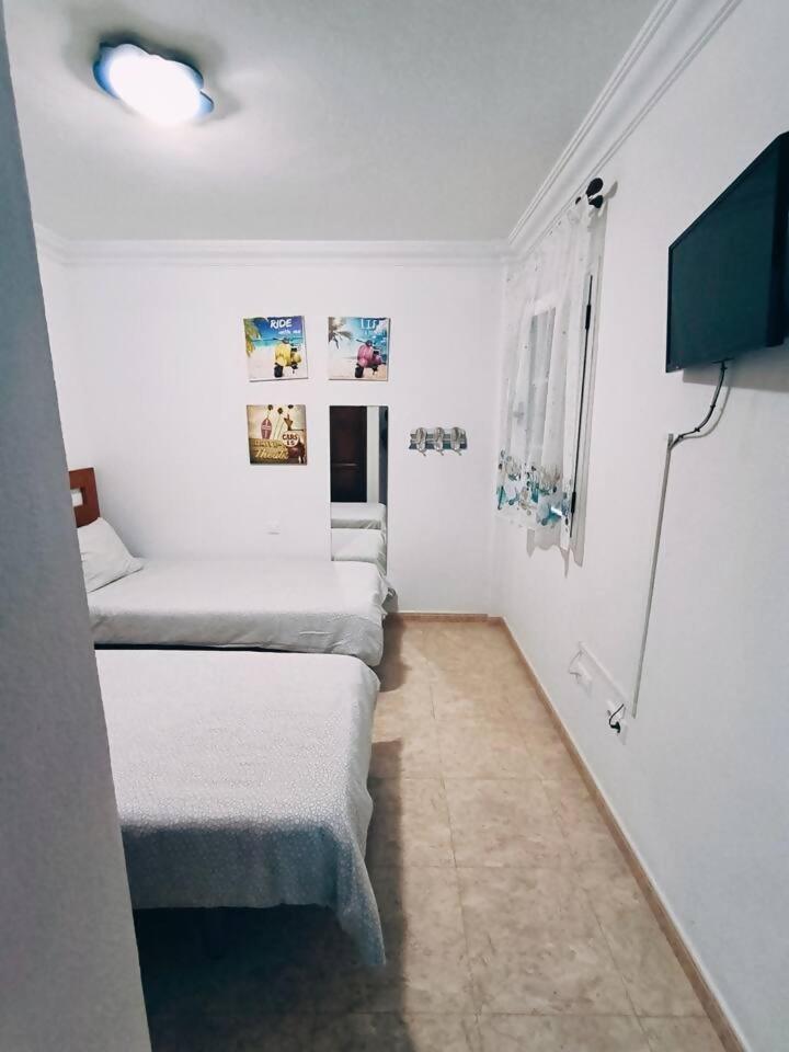 Famara Surf Wifi Apartment Exterior photo
